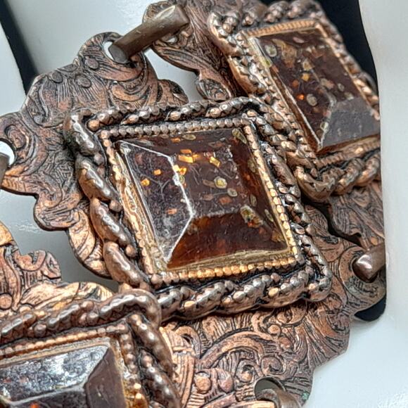 Vintage Copper Glass Etched Bracelet, Speckled Glass, 7" - Picture 4 of 9